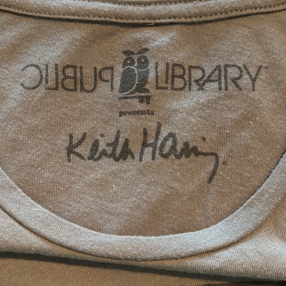 Public Library Keith Haring New York tee shirt size medium - Picture 4 of 6